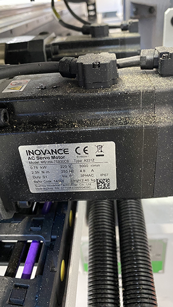 Автоматический сверлильно-присадочный станок с чпу WoodTec HSM 1230 H2