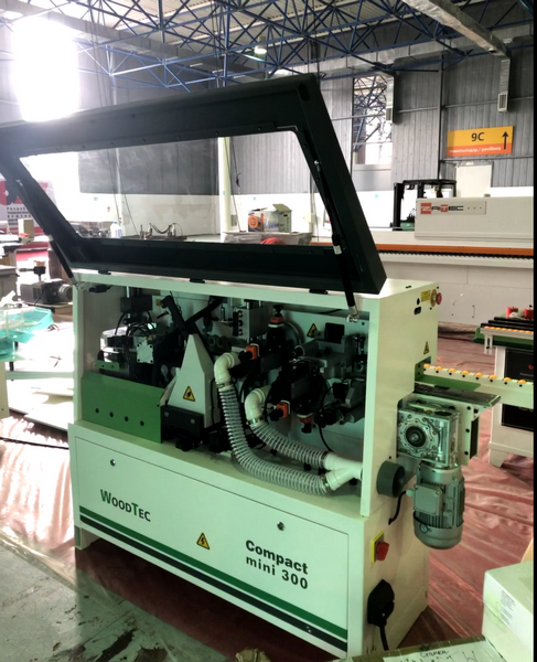 Автоматический кромкооблицовочный станок WoodTec Compact mini 300