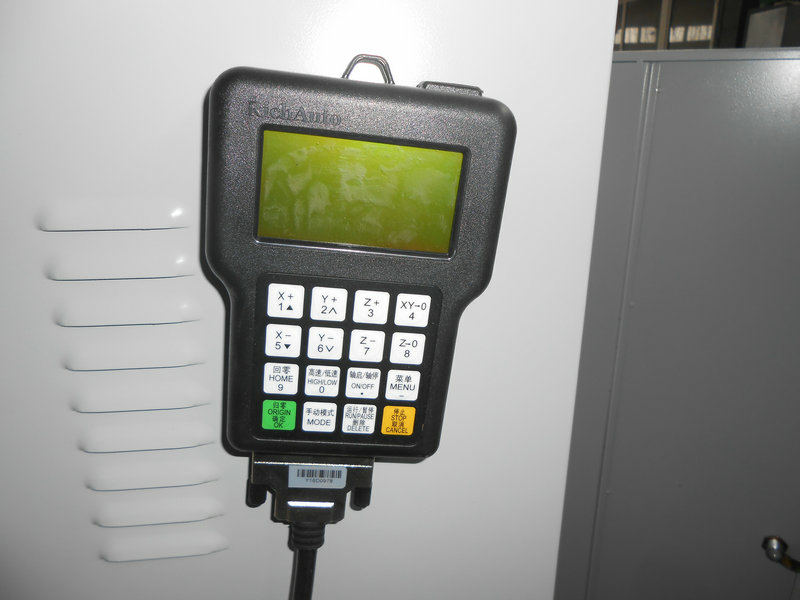 Лрезерно-гравировальный станок с чпу WoodTec MH 1212