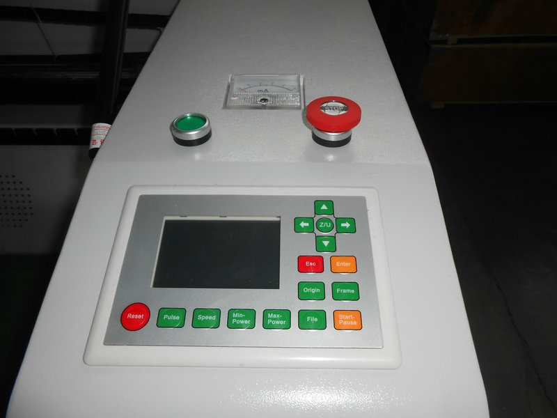 Лазерно-гравировальный станок с чпу WoodTec BHM 2490 R