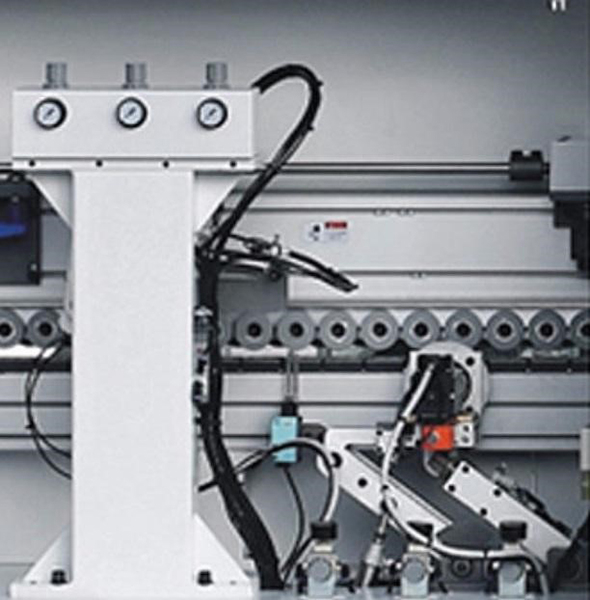 Станок для облицовывания кромок мебельных деталей WoodTec EdgeMatic 600C PRO