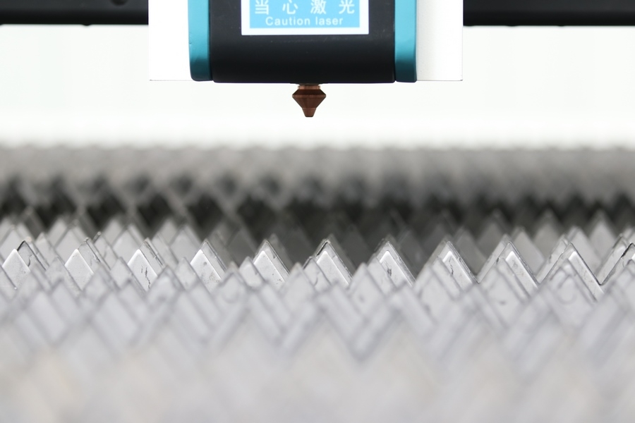 Оптоволоконный лазерный станок для резки металла MetalTec 1530 B (RECI-1000 W)