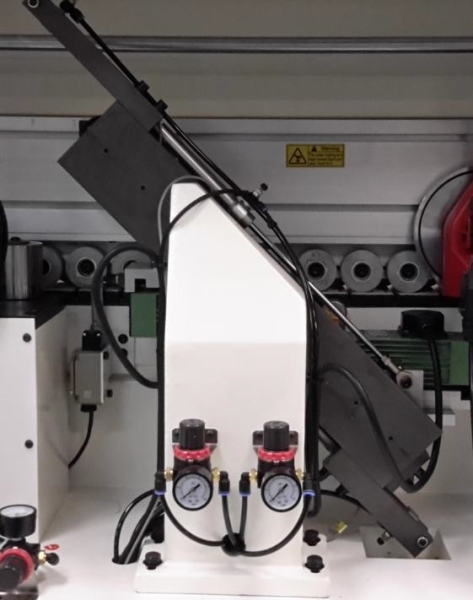 Автоматический кромкооблицовочный станок WoodTec Compact PUR