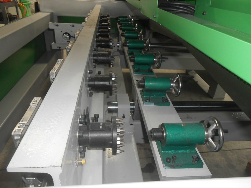 Фрезерно-гравировальный станок с чпу WoodTec T-2512x8