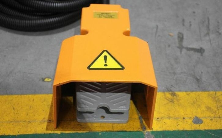 Автоматический сверлильно-присадочный станок с чпу WoodTec HBM 611L