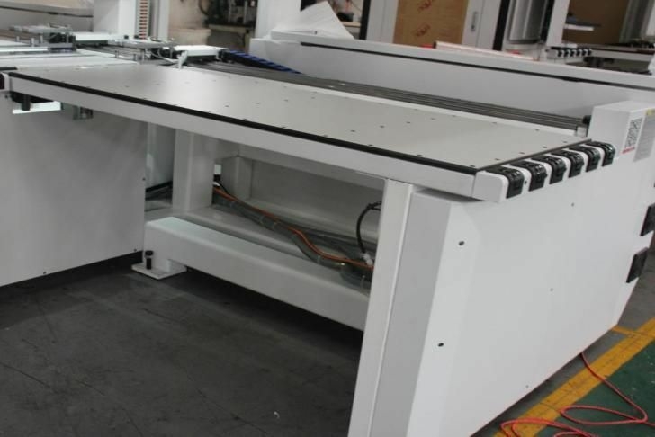 Автоматический сверлильно-присадочный станок с чпу WoodTec HBM 611L